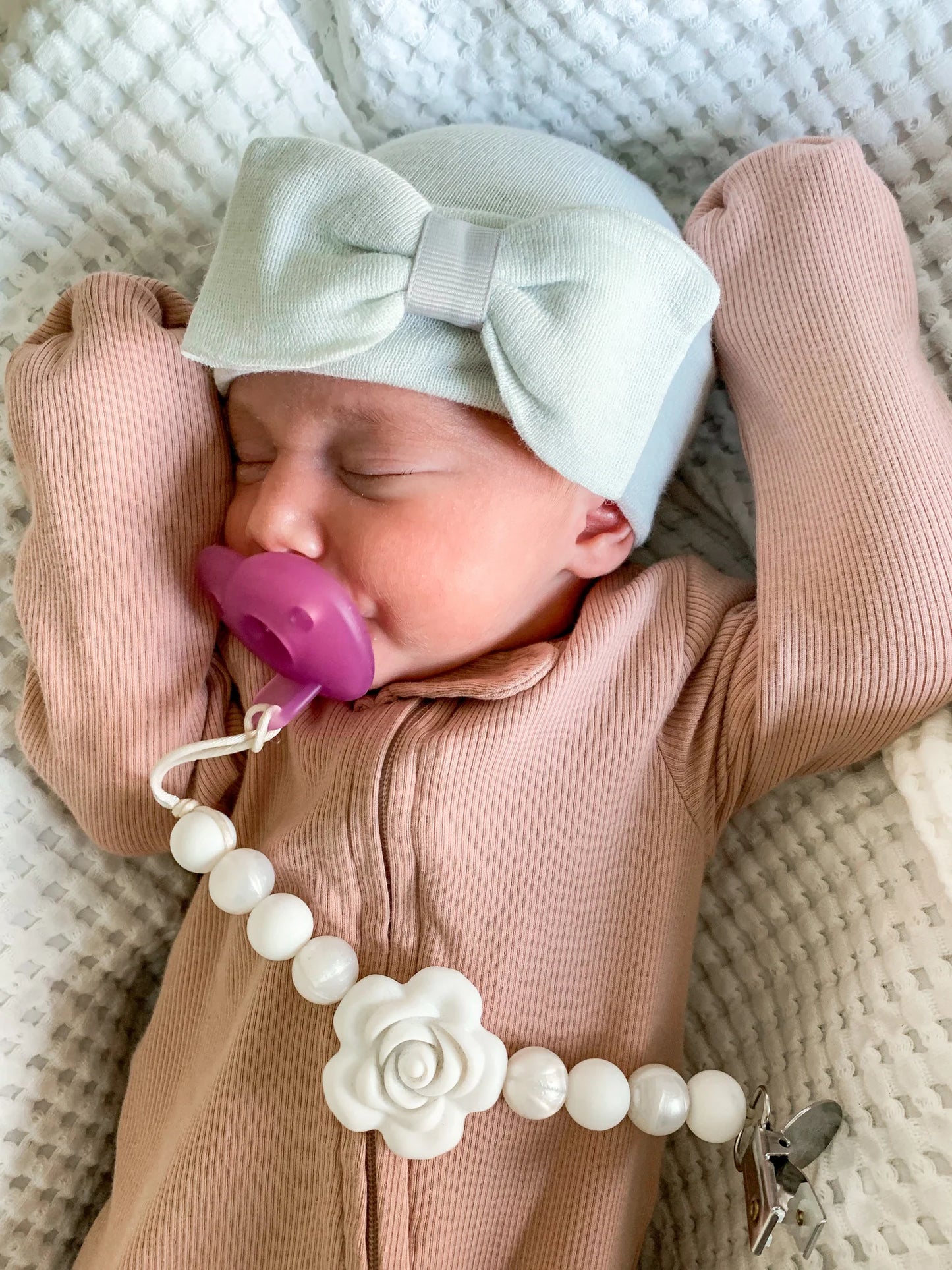 NB Bow Hat